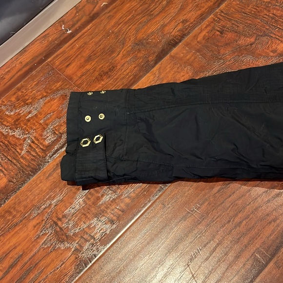 Black Helly Hansen ski jacket - Picture 2 of 8